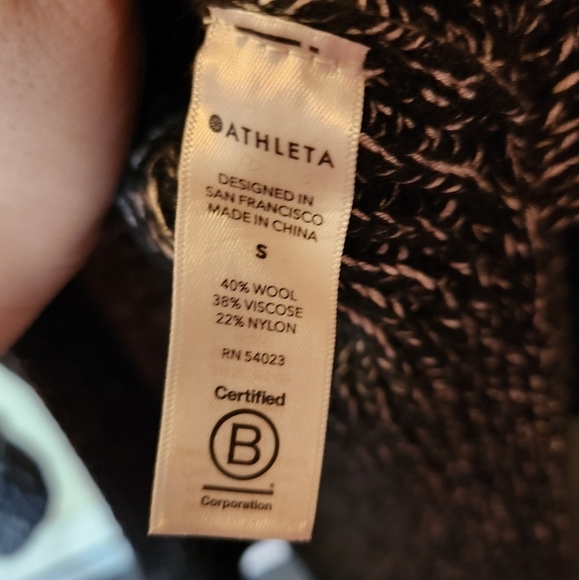 Athleta Shasta V Neck Sweater Wool Blend Gray Size Small - Picture 10 of 10